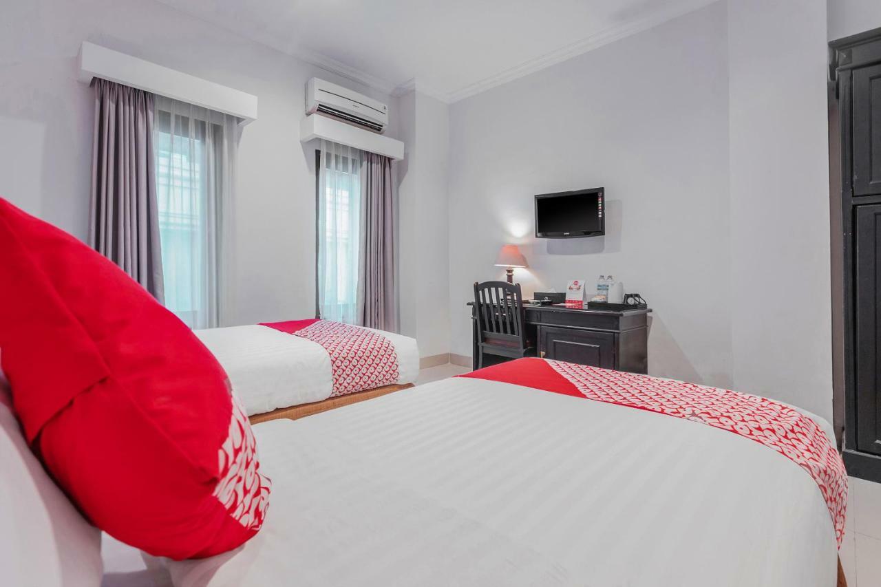 Capital O 534 Sriwijaya Hotel Jakarta Exterior photo